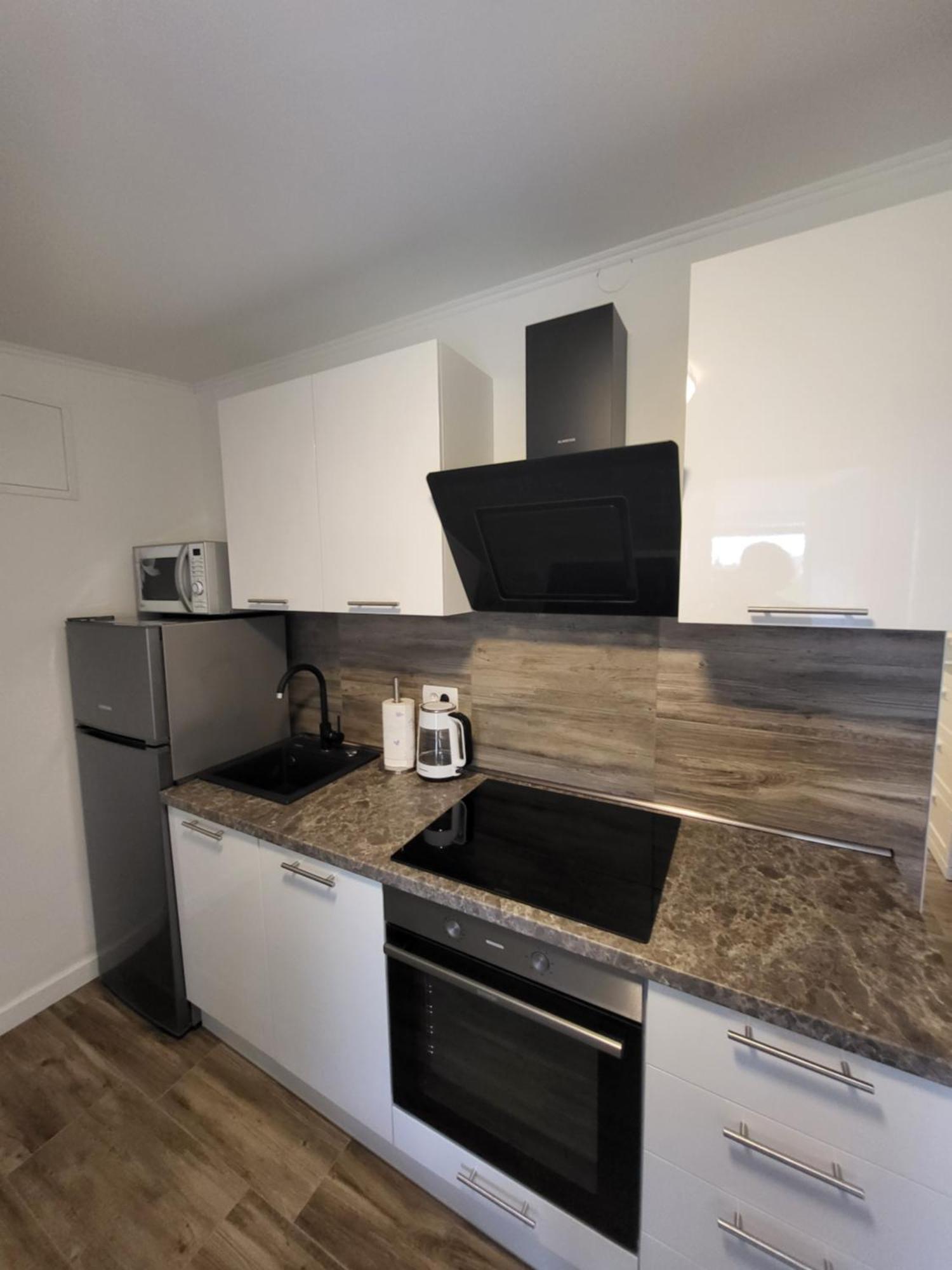 Apartmani I Sobe Mara Palit 외부 사진