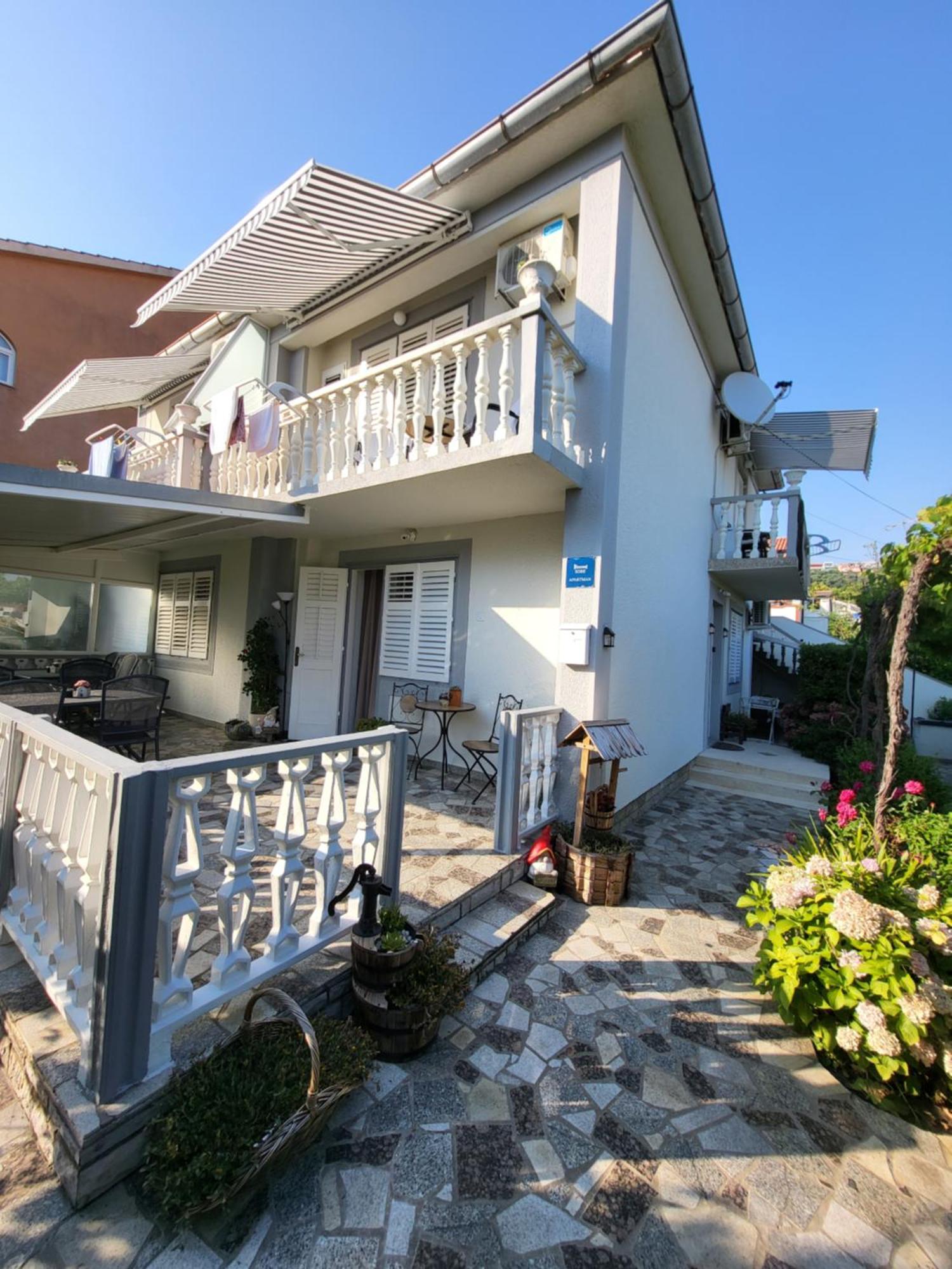 Apartmani I Sobe Mara Palit 외부 사진